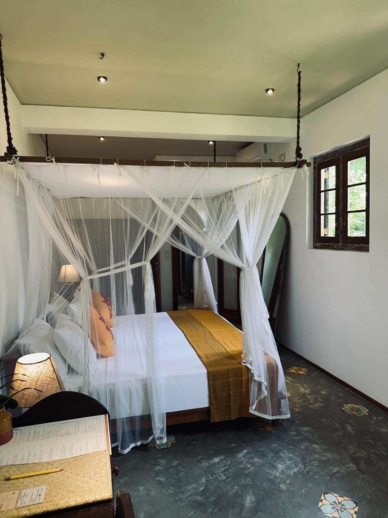 Dunes Unawatuna Hotel Bagian luar foto